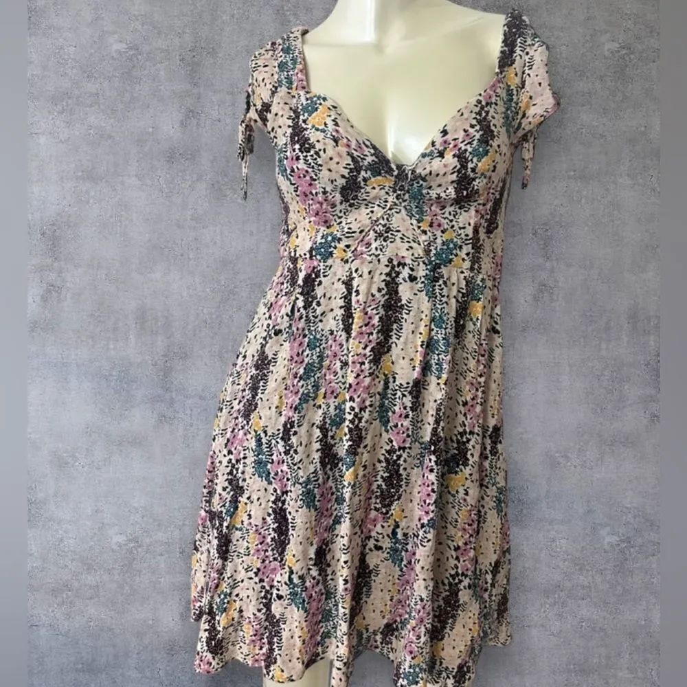 Free People Floral Patterned Fabric